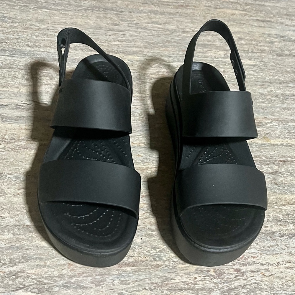 CROCS lite Ride Black Platform Sandals